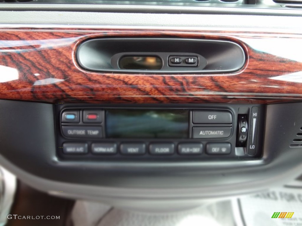 2000 Mercury Grand Marquis LS Controls Photo #78241126