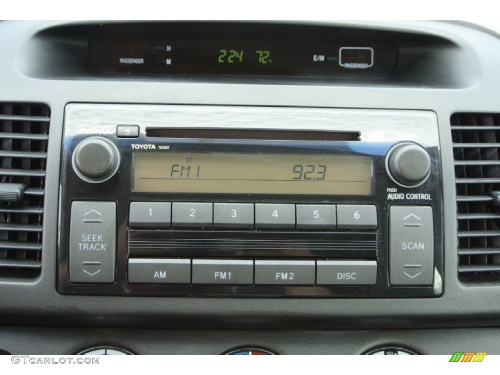 2006 Toyota Camry LE Audio System Photo #78244471