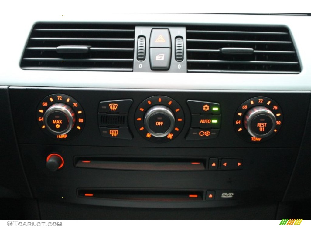 2006 BMW M5 Standard M5 Model Controls Photo #78244618