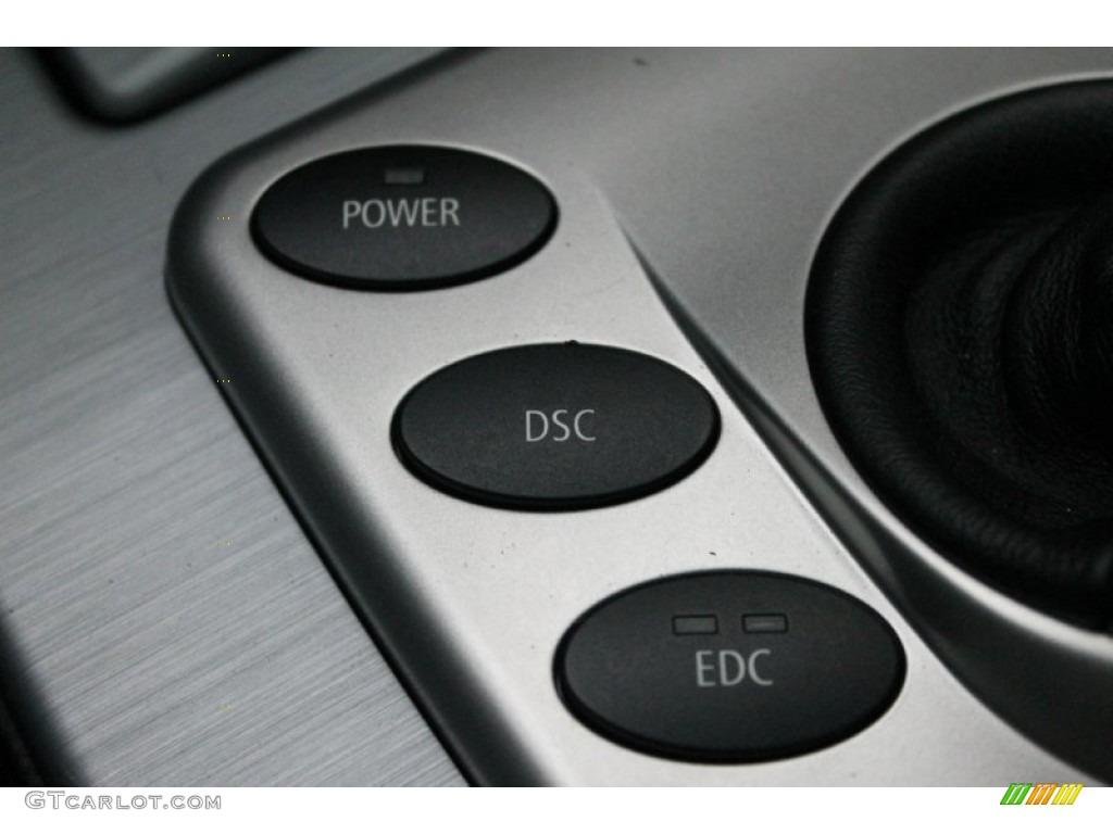 2006 BMW M5 Standard M5 Model Controls Photo #78244711
