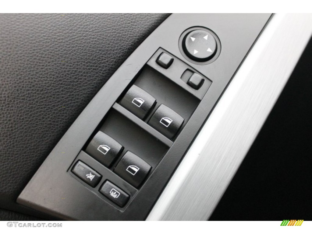 2006 BMW M5 Standard M5 Model Controls Photo #78244855
