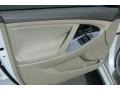 Bisque 2007 Toyota Camry Hybrid Door Panel