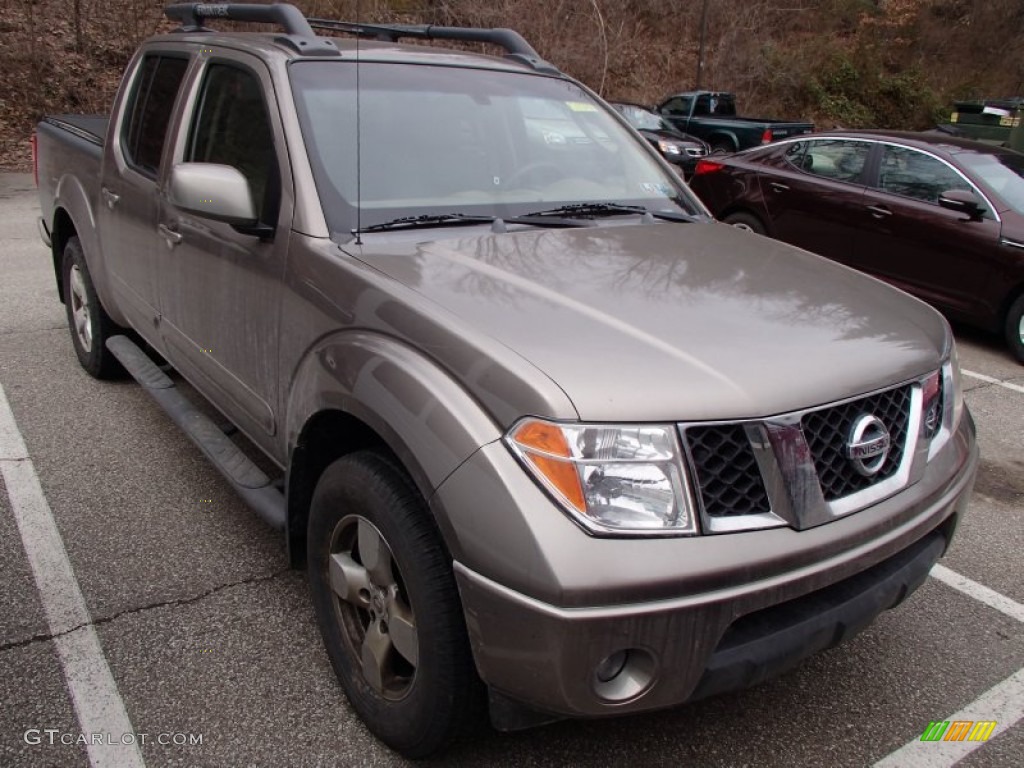 2005 Nissan Frontier LE Crew Cab 4x4 Exterior Photos