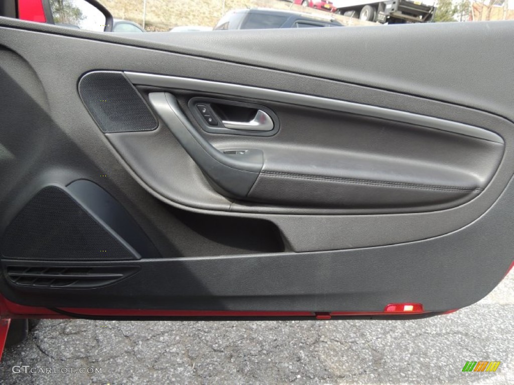 2010 Volkswagen Eos Komfort Titan Black Door Panel Photo #78246688