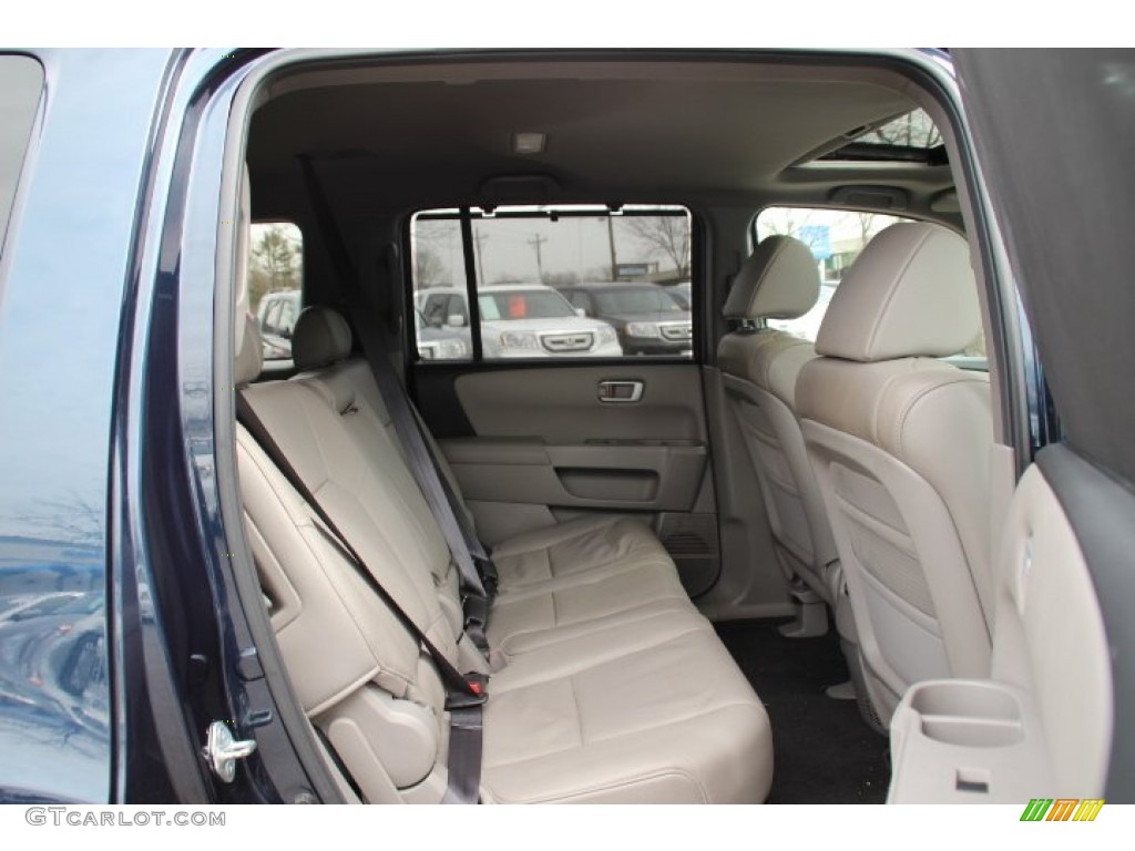 Beige Interior 2010 Honda Pilot Touring 4WD Photo #78246749