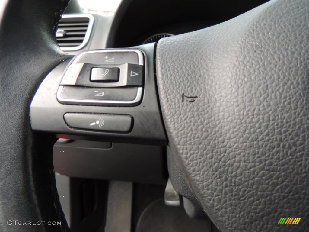 2010 Volkswagen Eos Komfort Controls Photo #78246937