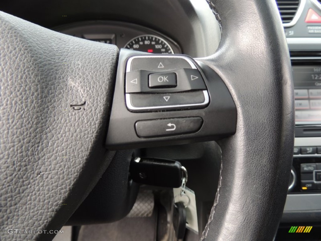 2010 Volkswagen Eos Komfort Controls Photo #78246958