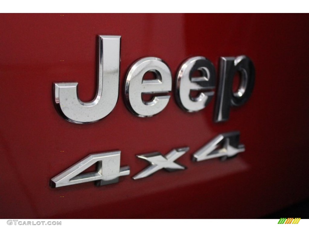 2005 Jeep Liberty CRD Limited 4x4 Marks and Logos Photos