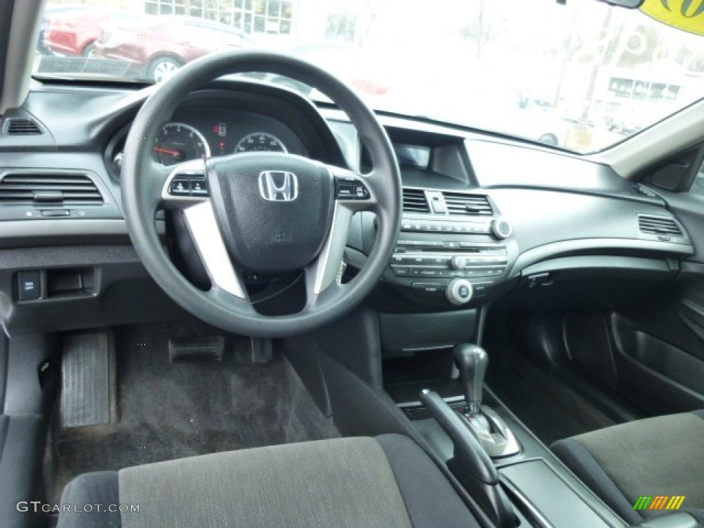 2009 Honda Accord LX Sedan Dashboard Photos