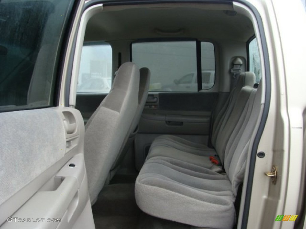 Taupe Interior 2004 Dodge Dakota SLT Quad Cab 4x4 Photo #78248260