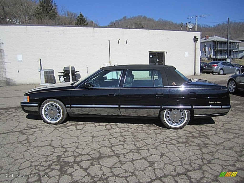 Sable Black 1999 Cadillac DeVille Sedan Exterior Photo #78249069