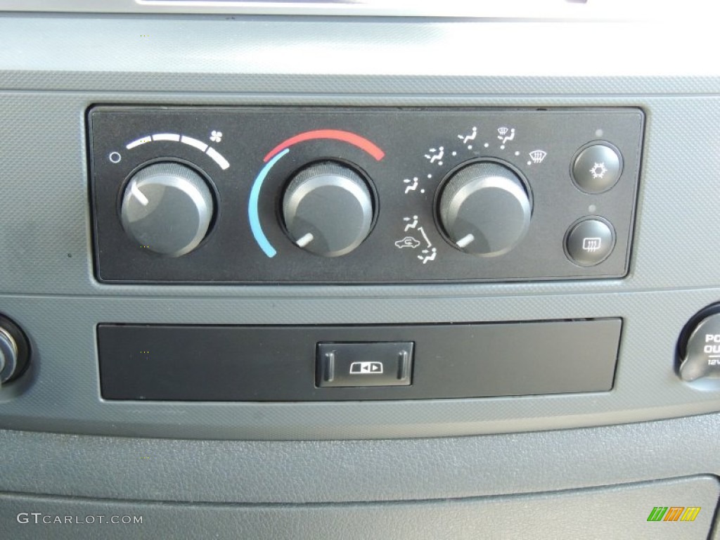 2008 Dodge Ram 1500 SLT Quad Cab Controls Photos