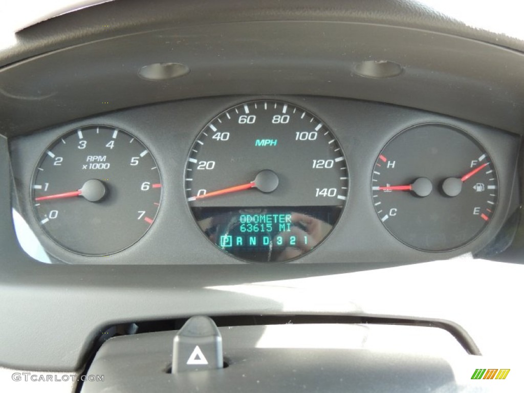 2009 Chevrolet Impala LS Gauges Photo #78252445