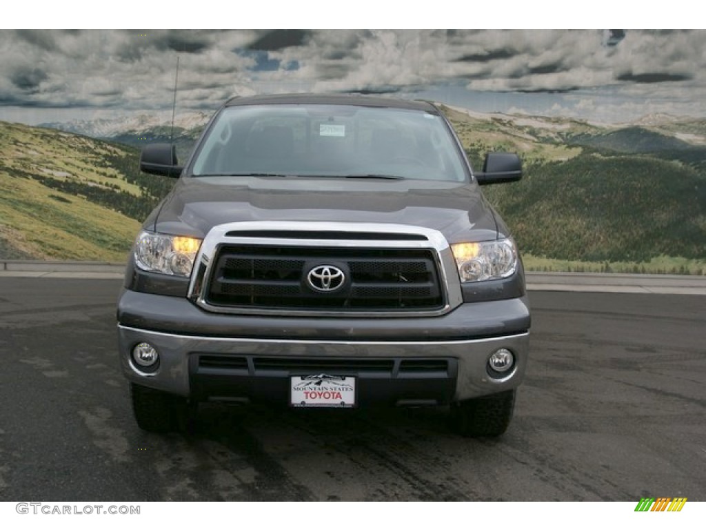 2013 Tundra Double Cab 4x4 - Magnetic Gray Metallic / Graphite photo #3