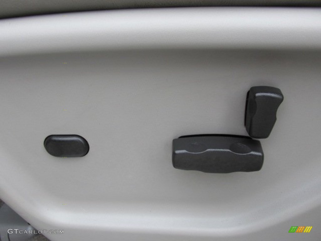 2006 Rainier CXL AWD - Deep Sapphire Blue Metallic / Gray photo #12