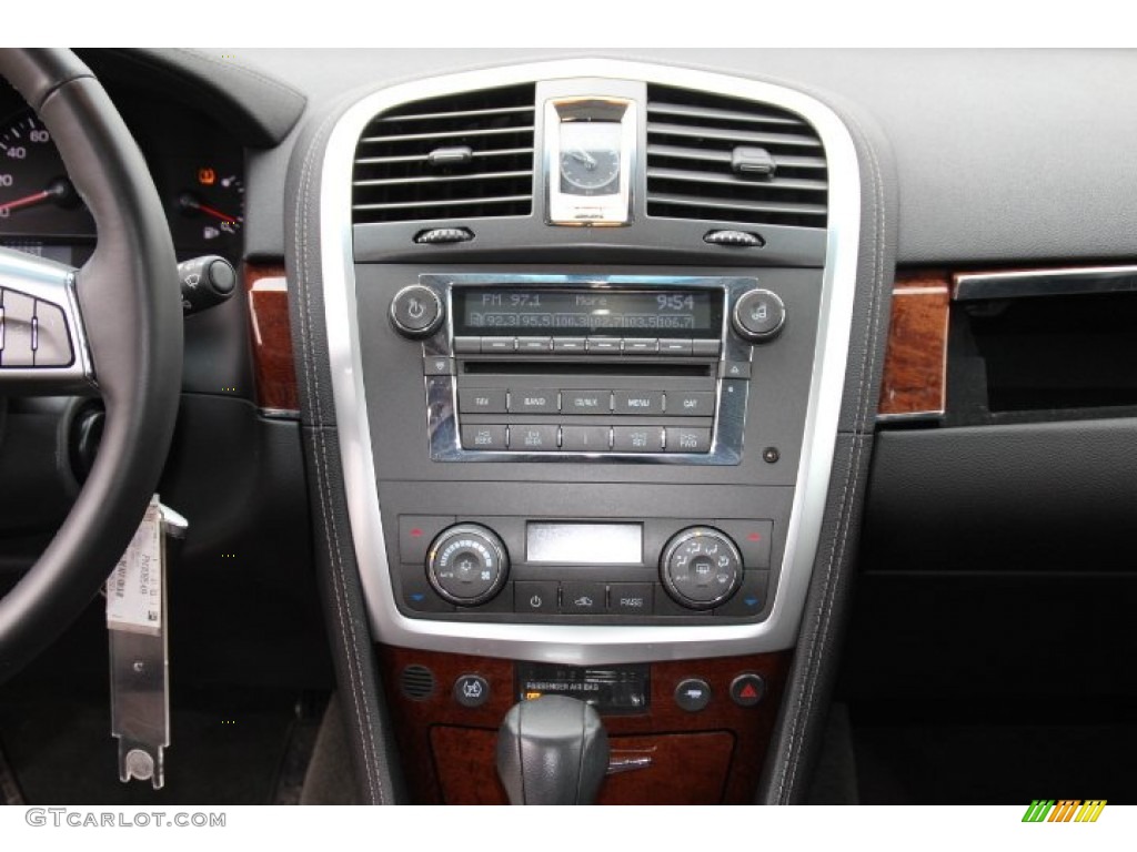 2008 Cadillac SRX 4 V6 AWD Controls Photo #78255195