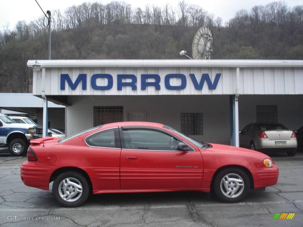 2001 Grand Am SE Coupe - Bright Red / Dark Pewter photo #1