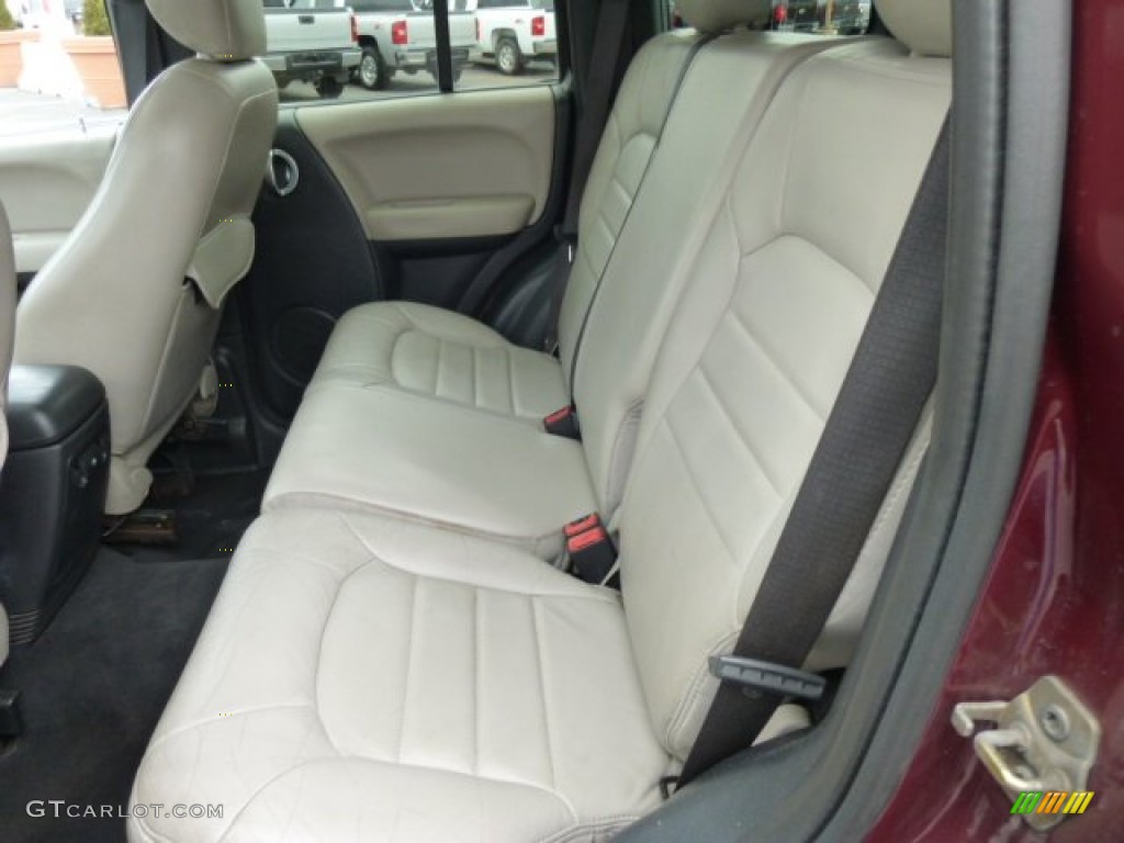 2002 Jeep Liberty Limited 4x4 Rear Seat Photos