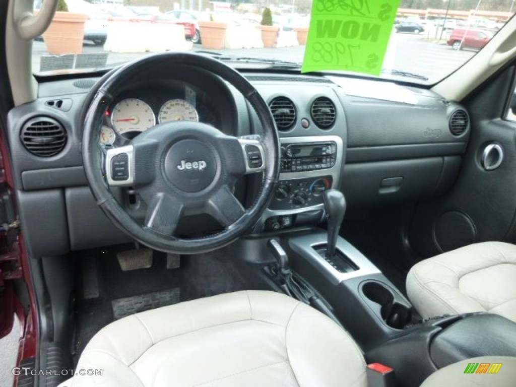 Taupe Interior 2002 Jeep Liberty Limited 4x4 Photo #78256795