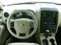 White Suede - Explorer Sport Trac XLT 4x4 Photo No. 23