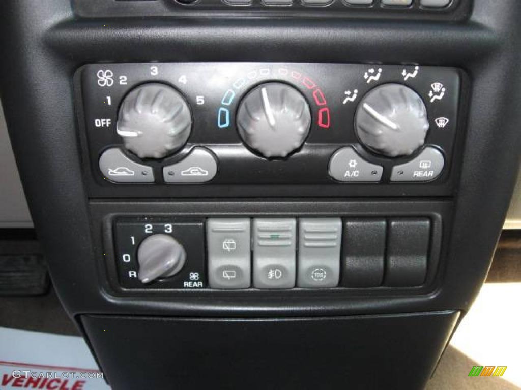 2001 Montana  - Black / Taupe photo #15