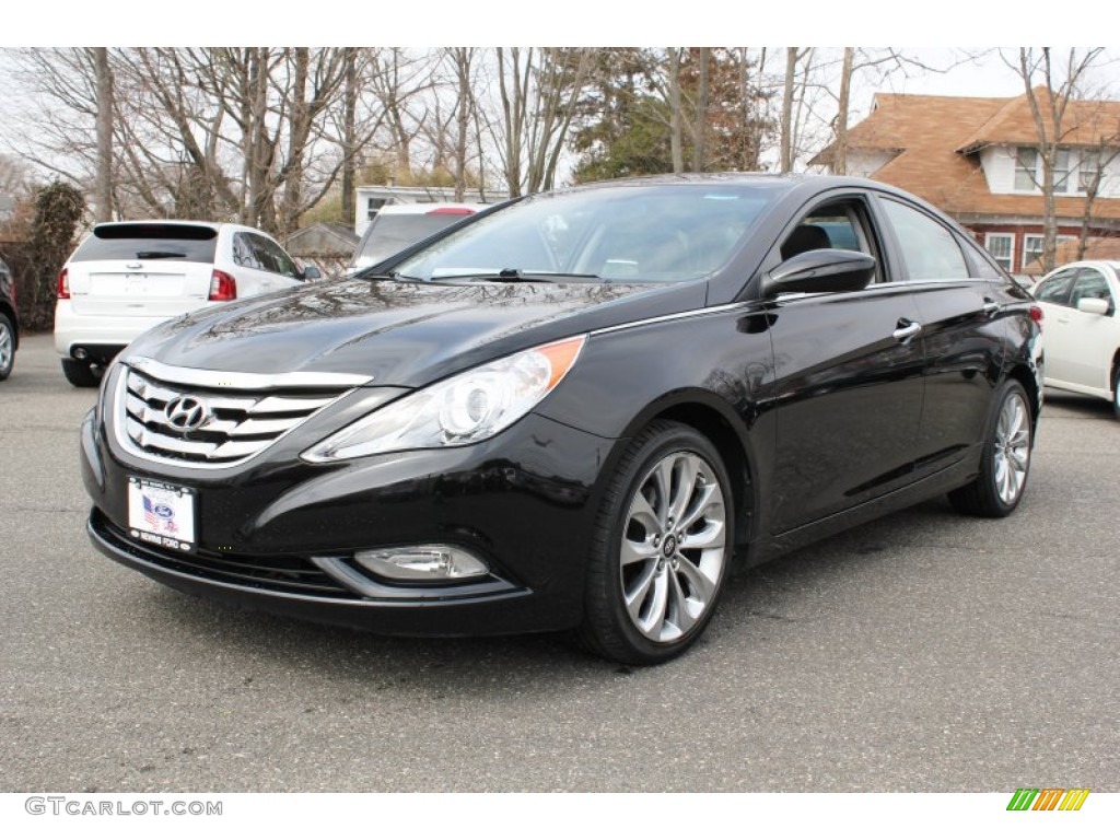 2011 Sonata SE - Midnight Black / Black photo #1