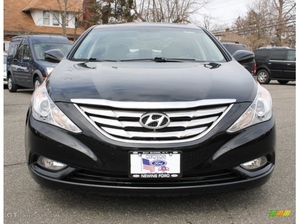 2011 Sonata SE - Midnight Black / Black photo #2