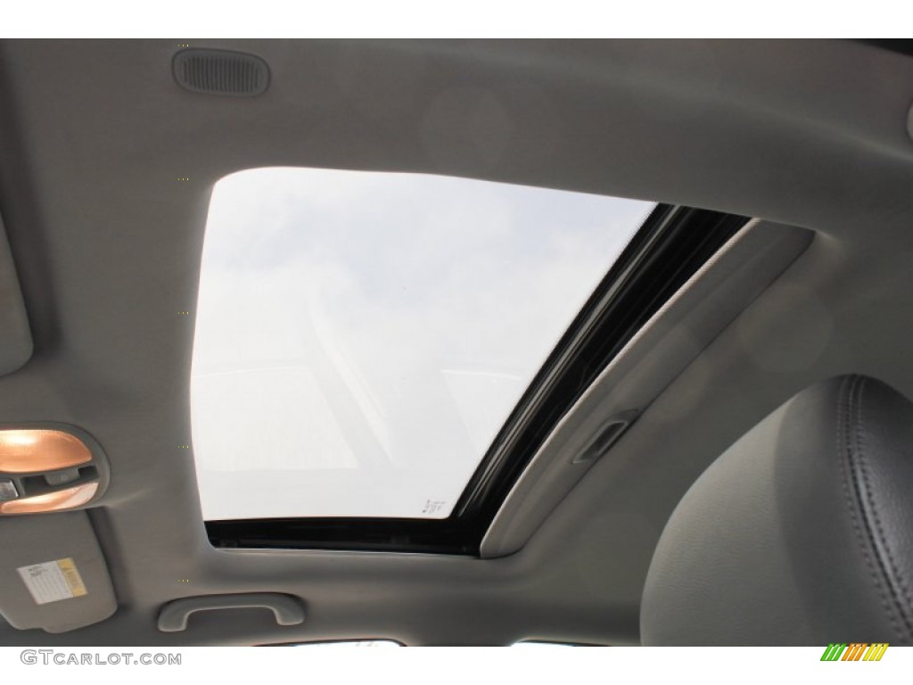 2011 Sonata SE - Midnight Black / Black photo #18