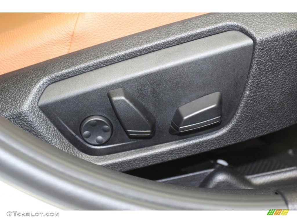 2012 BMW 3 Series 328i Sedan Controls Photo #78263470