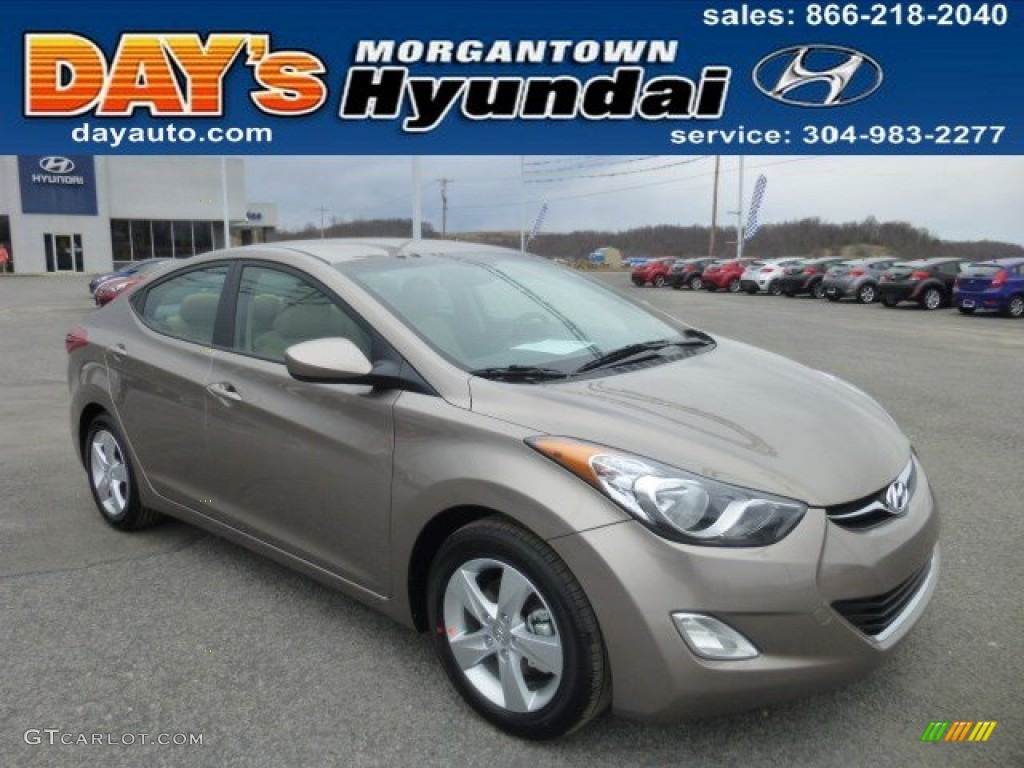 Desert Bronze Hyundai Elantra