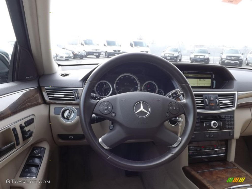 2010 E 350 4Matic Sedan - Jade Green Metallic / Almond Beige photo #7