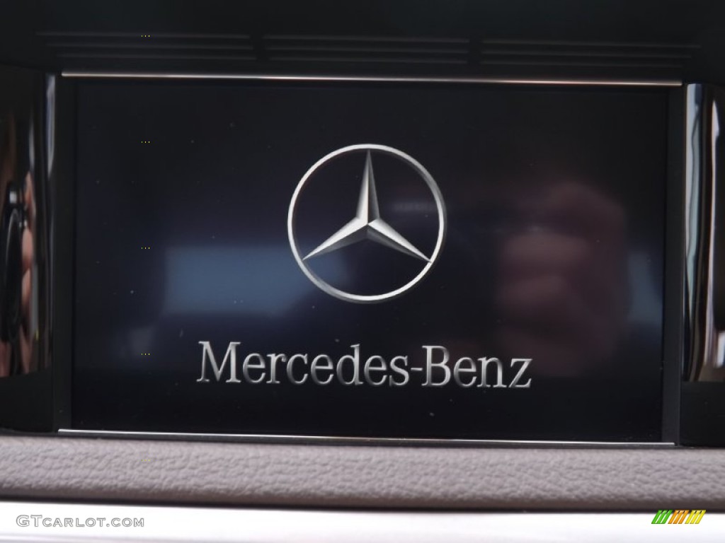 2010 E 350 4Matic Sedan - Jade Green Metallic / Almond Beige photo #9