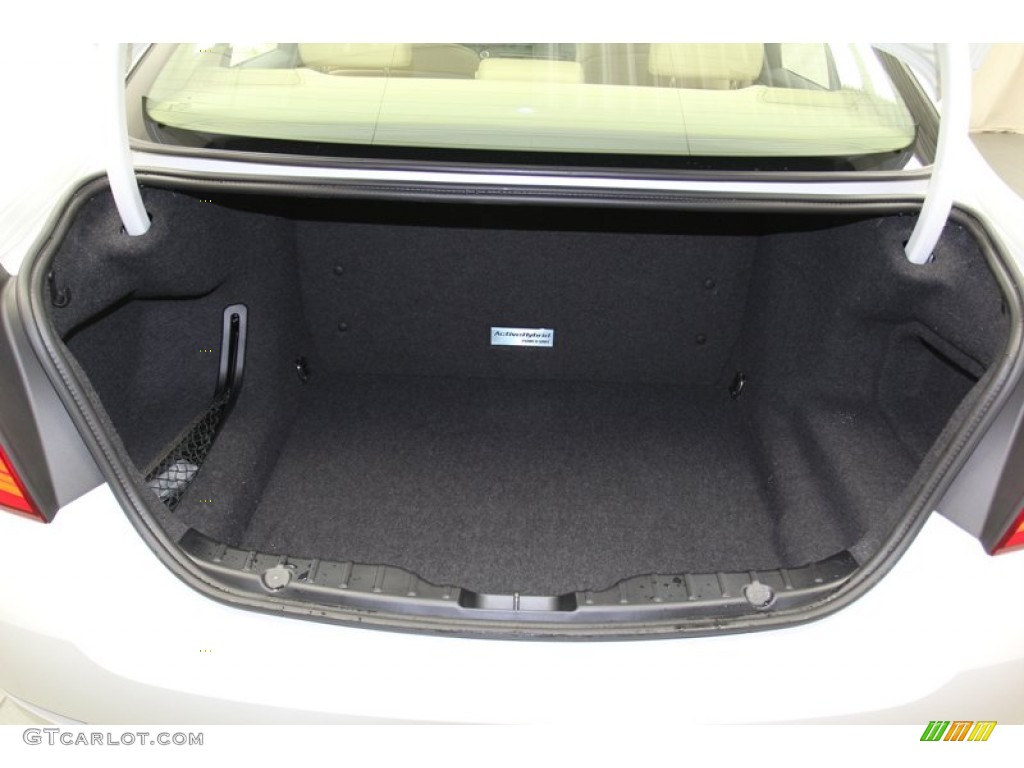 2012 BMW 5 Series ActiveHybrid 5 Trunk Photos