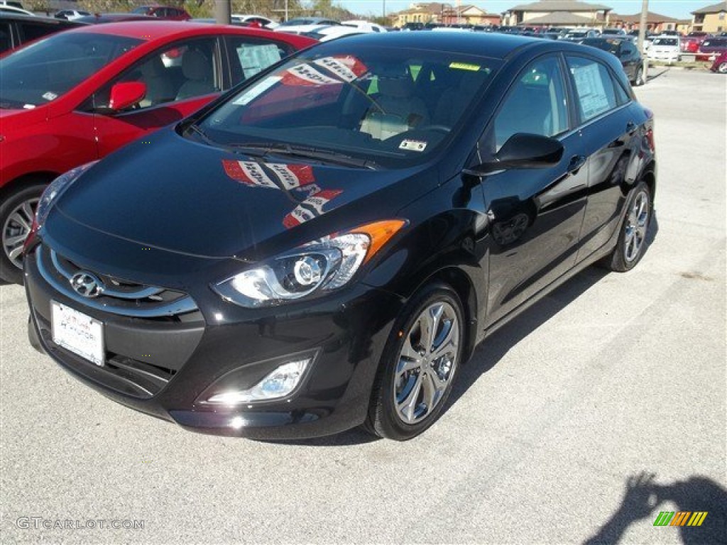 2013 Elantra GT - Black Noir Pearl / Beige photo #4