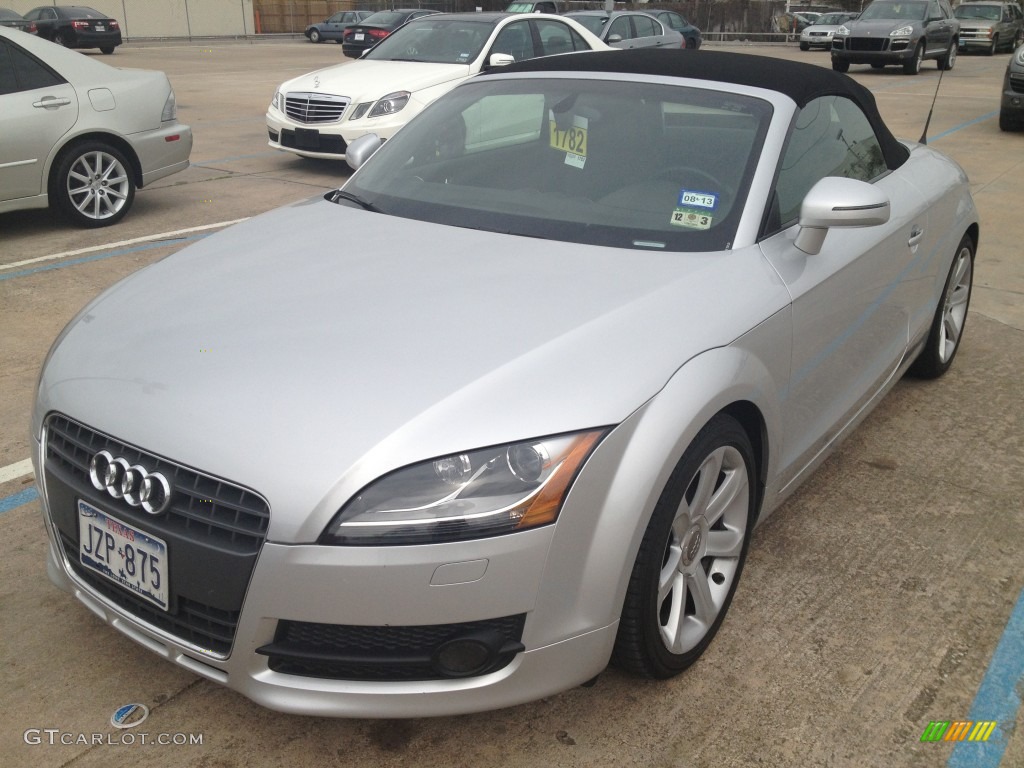 2008 TT 2.0T Roadster - Ice Silver Metallic / Black photo #2