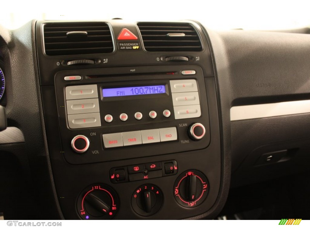 2007 Volkswagen Jetta Wolfsburg Edition Sedan Controls Photo #78269206
