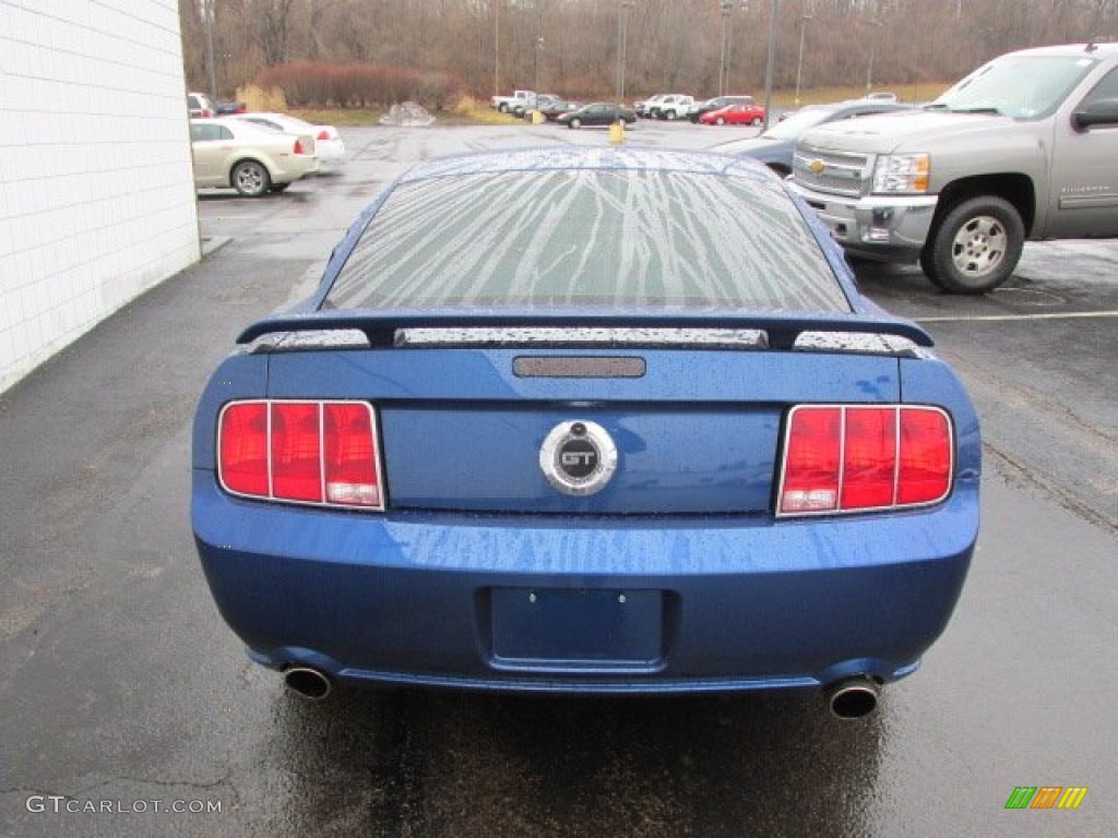 2006 Mustang GT Premium Coupe - Vista Blue Metallic / Light Graphite photo #11