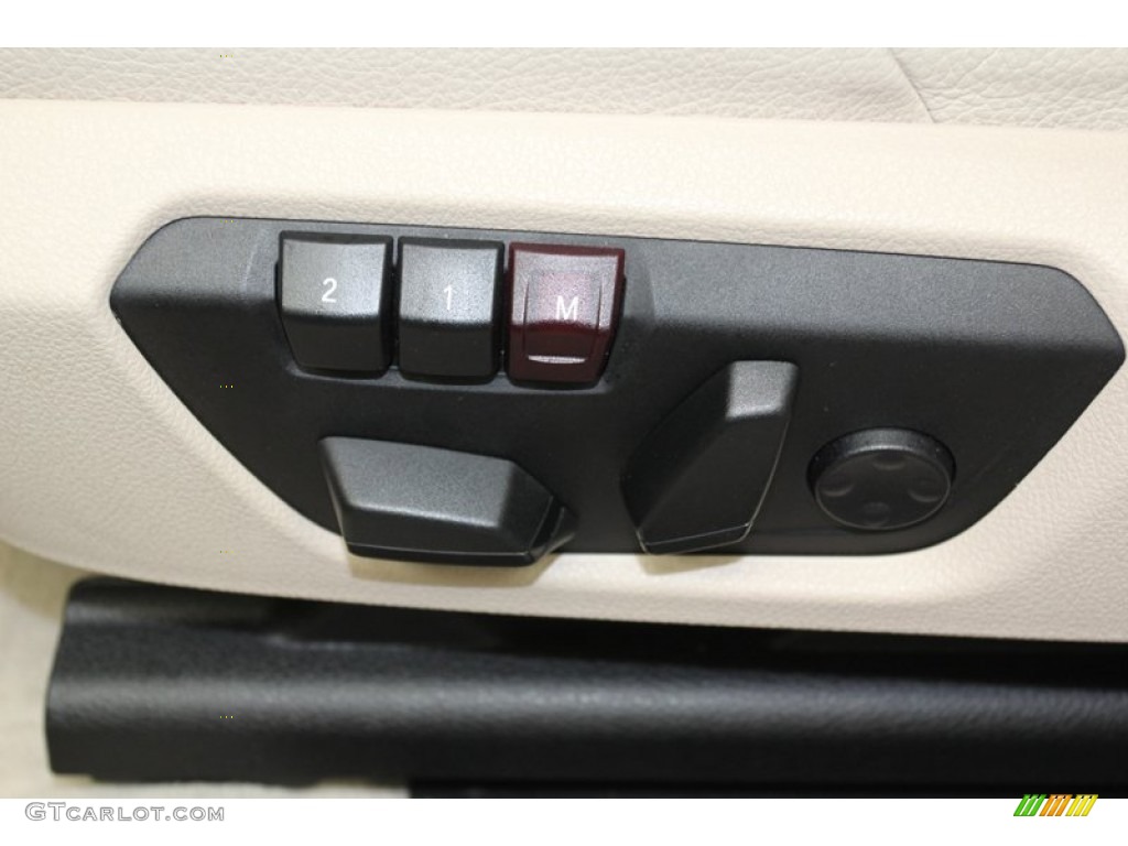 2012 BMW 3 Series 328i Sedan Controls Photo #78270262