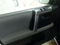 Black - 4Runner SR5 4x4 Photo No. 16