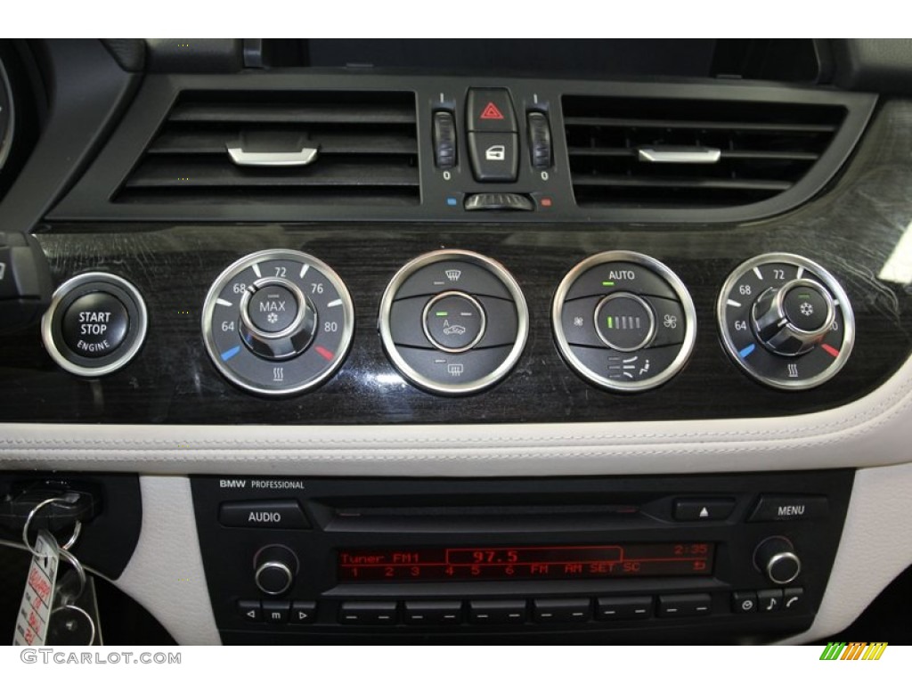 2009 BMW Z4 sDrive35i Roadster Controls Photo #78271567