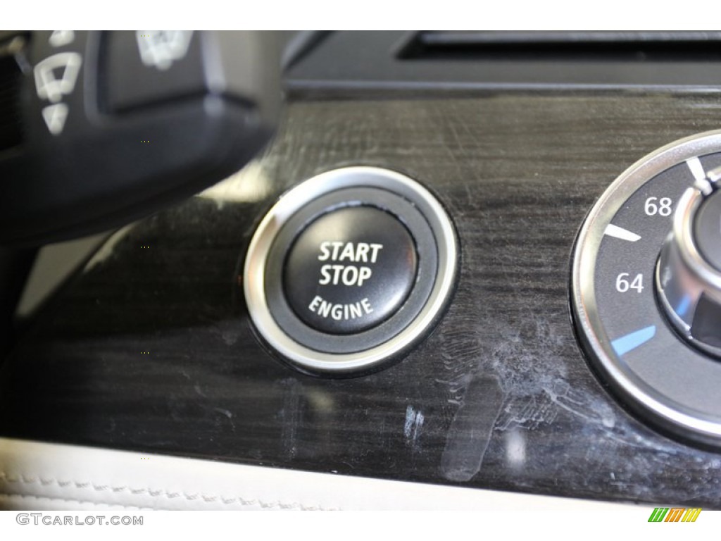 2009 BMW Z4 sDrive35i Roadster Controls Photo #78271673