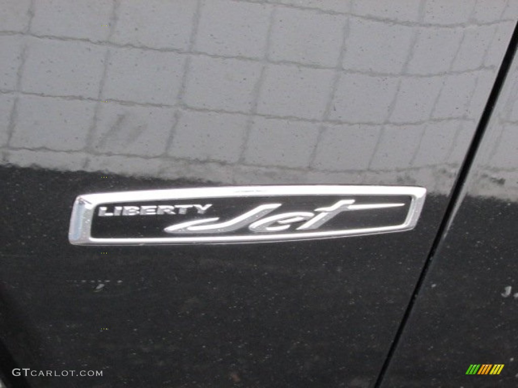 2012 Jeep Liberty Jet 4x4 Marks and Logos Photos