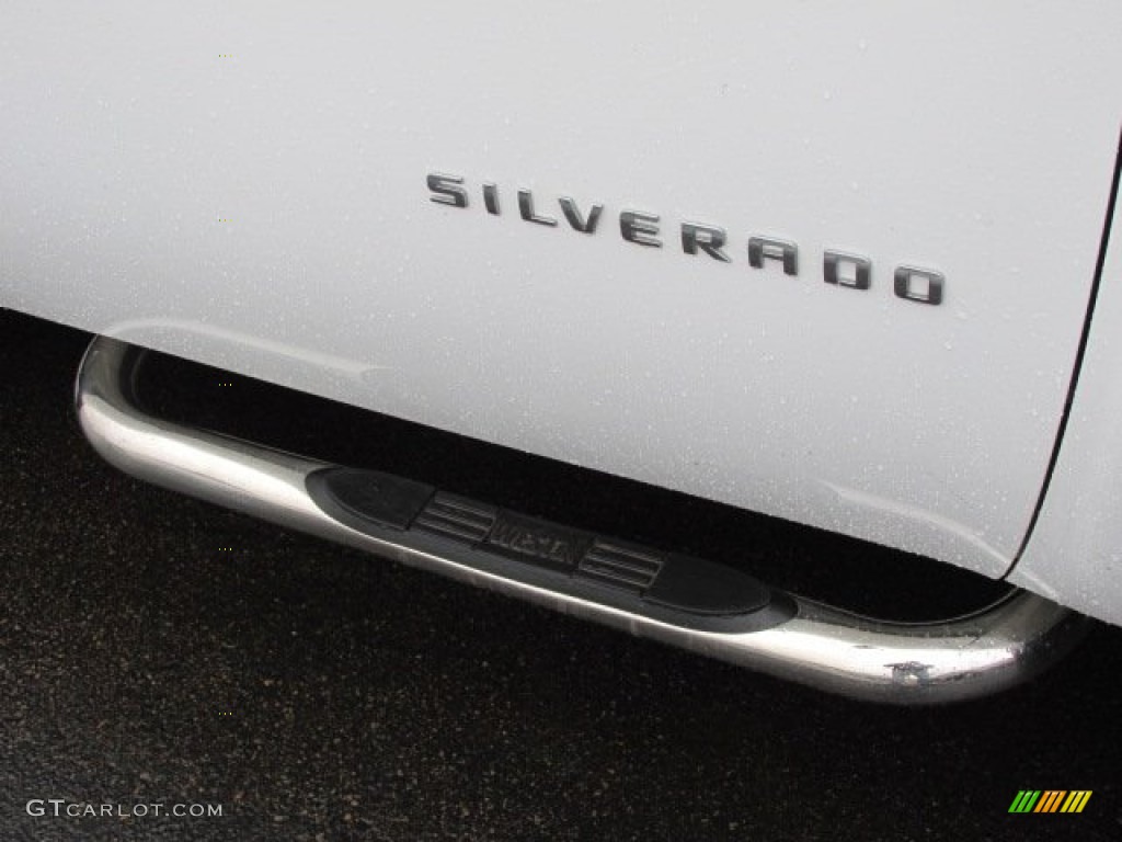 2011 Silverado 1500 Regular Cab 4x4 - Summit White / Dark Titanium photo #4