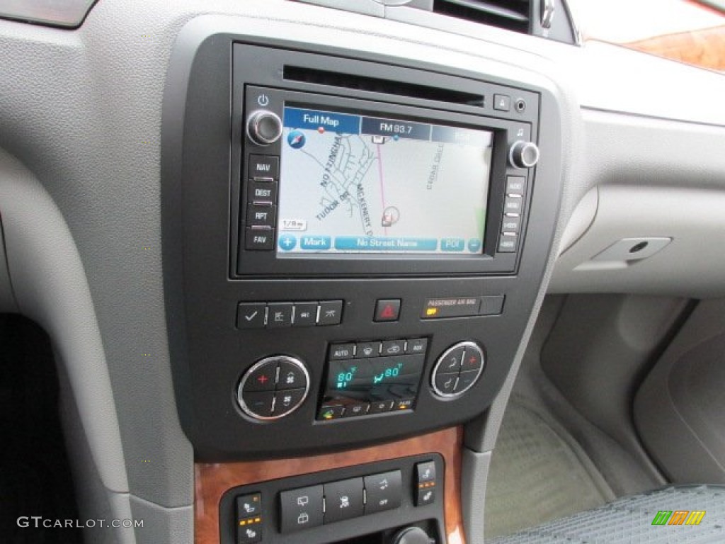2008 Buick Enclave CXL AWD Controls Photo #78273906