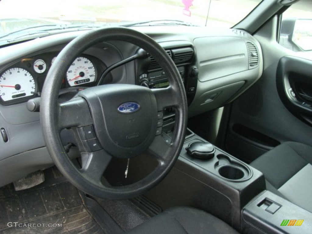 2006 Ford Ranger Sport SuperCab 4x4 Ebony Black/Grey Dashboard Photo #78274042