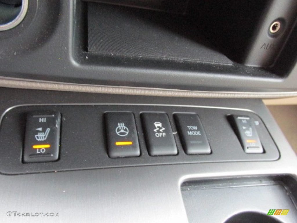 2012 Nissan Armada Platinum 4WD Controls Photo #78274339