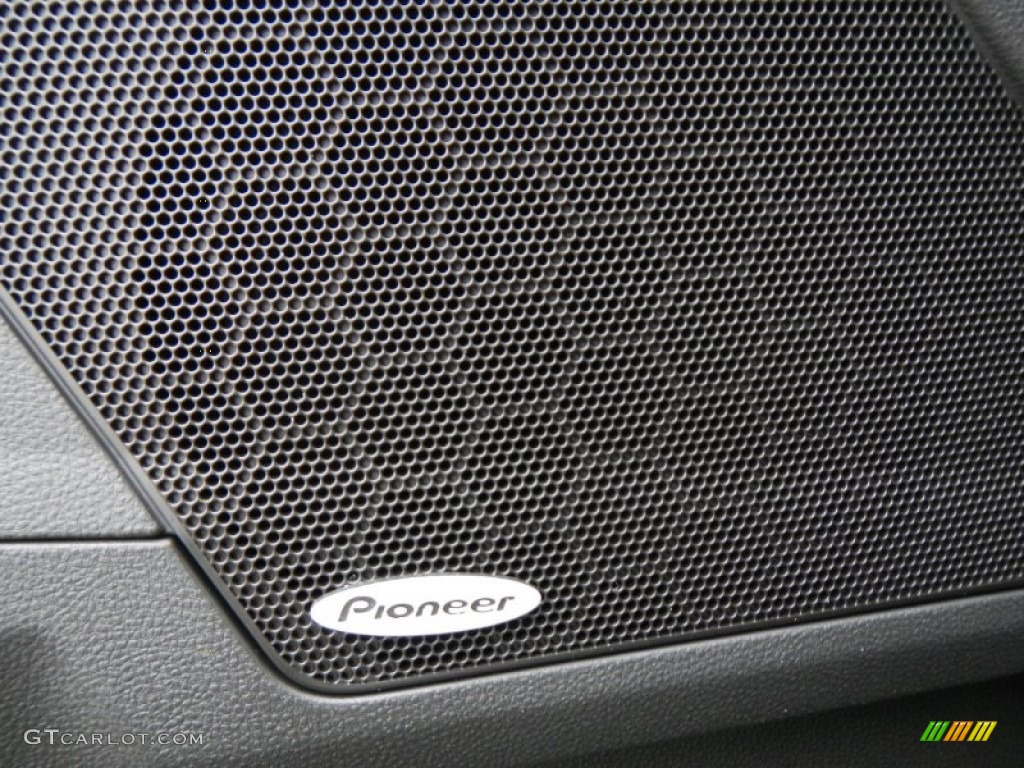 2013 Chevrolet Equinox LT Audio System Photos
