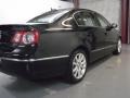 Deep Black - Passat 2.0T Sedan Photo No. 17