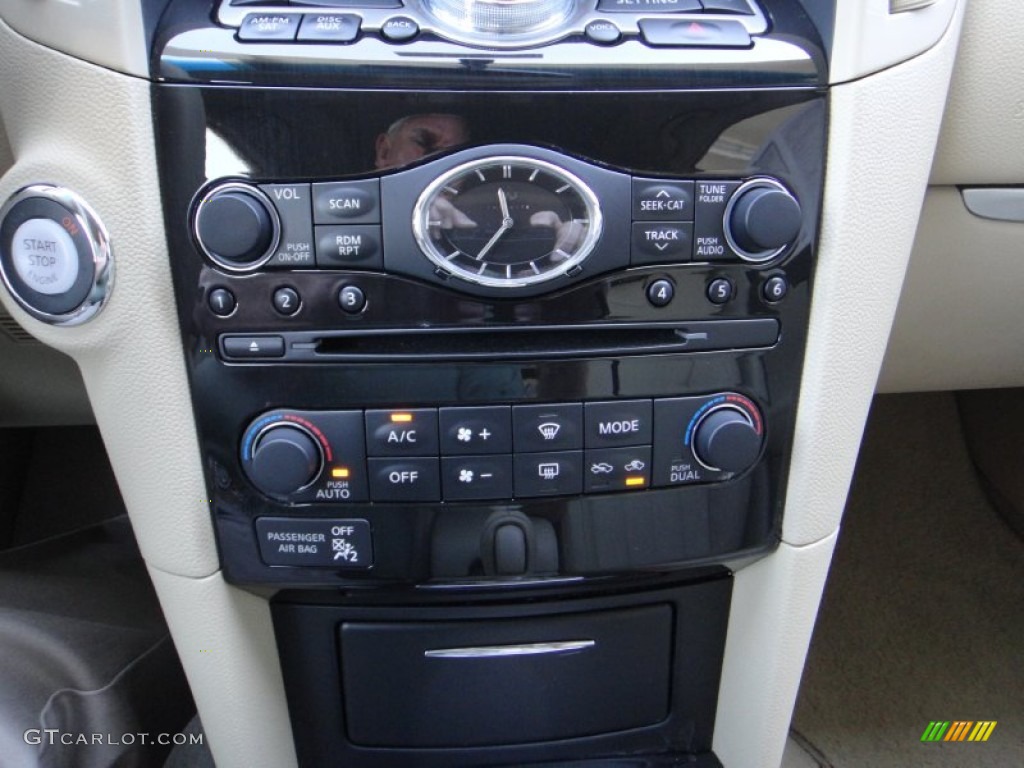 2012 Infiniti FX 35 AWD Controls Photo #78275239
