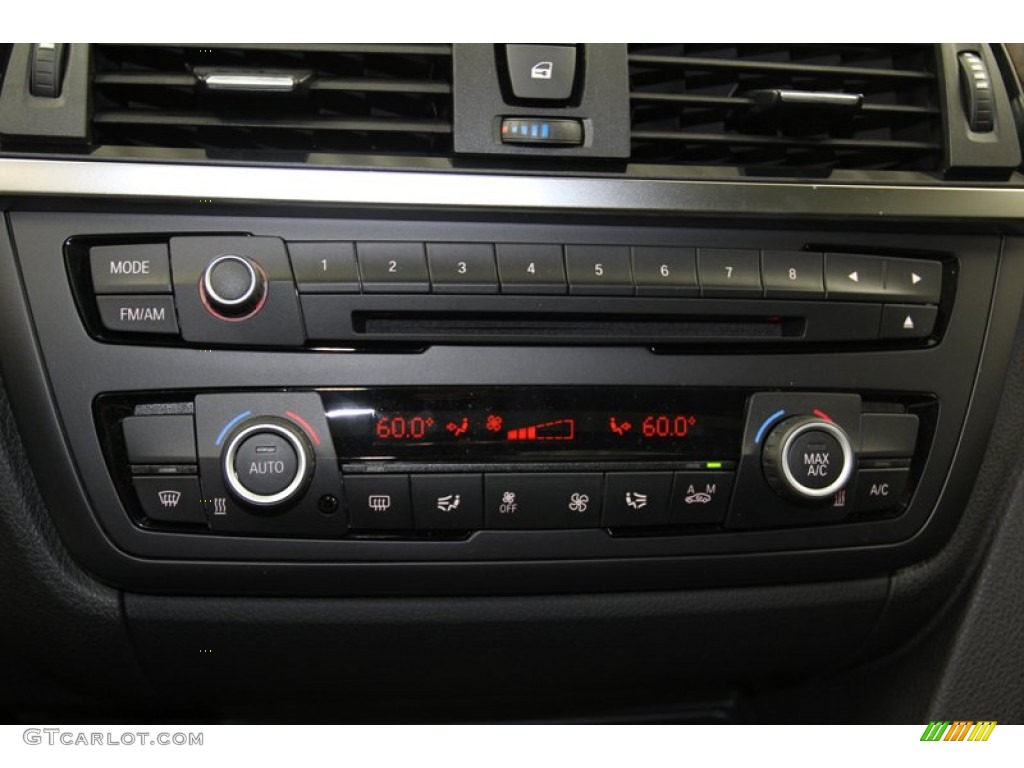 2013 3 Series 328i Sedan - Glacier Silver Metallic / Black photo #17